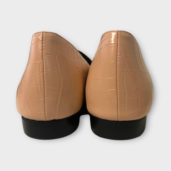 Vaila Reese Crocodile Texture Loafers Creamer Sz 10 Office Elegance - Picture 10 of 14